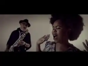 Video: Zahara – Umfazi feat. Kirk Whalum